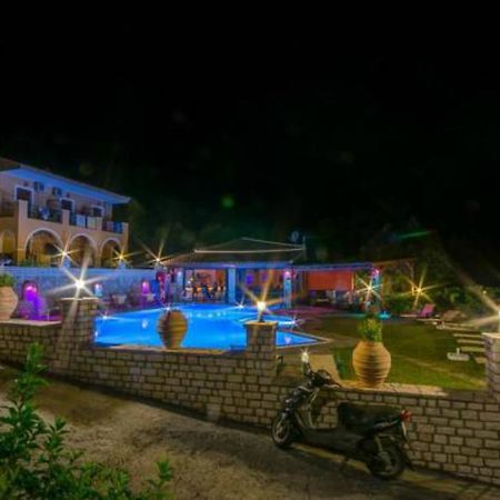 Villa Birlis Лиападес Екстериор снимка